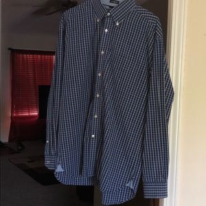 Tommy Hilfiger long sleeve dress shirt